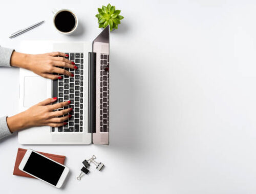 Jolanda Celie - Your Virtual Assistant computer hands